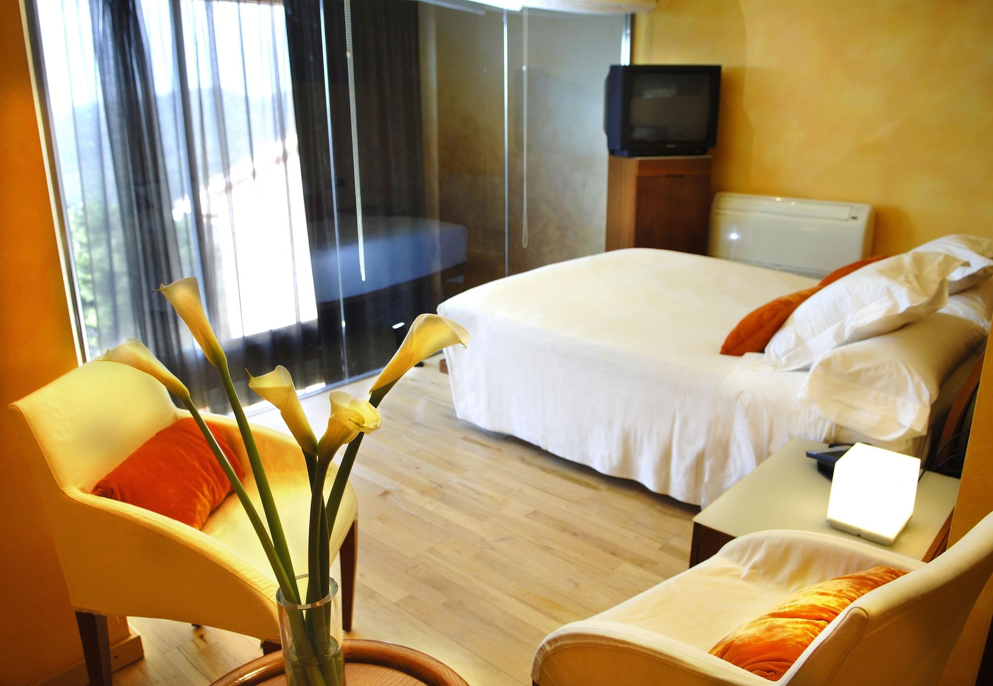 Boutique Hotel Urbisol Calders エクステリア 写真